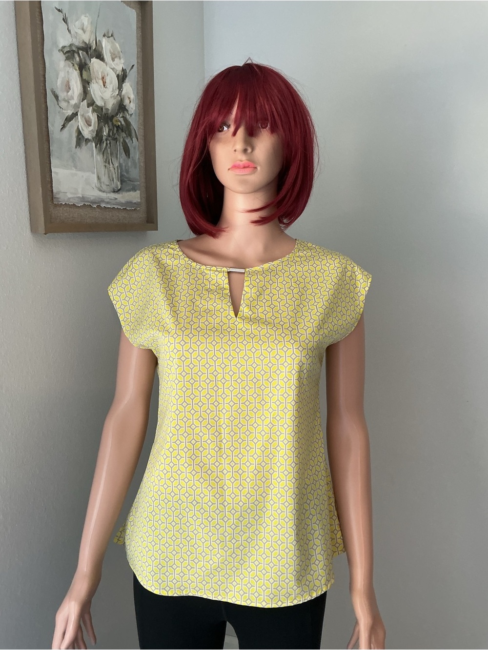 Banana Republic Yellow Geometric Keyhole Cap-Sleeve Blouse